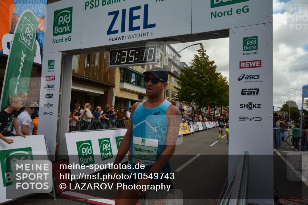 20.09.2026 - PSD Bank Halbmarathon LAZAROV Photography http://msf.ph/oto/10549743 20.09.2026 11:35:09 Ziel 1050, 1195, 1327, 1377, 1673, 1708, 3001, 3067 meine-sportfotos.de