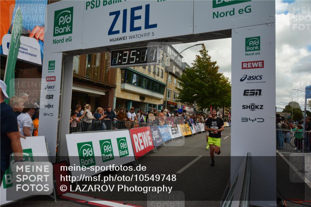 20.09.2026 - PSD Bank Halbmarathon LAZAROV Photography http://msf.ph/oto/10549748 20.09.2026 11:35:11 Ziel 1050, 1195, 1327, 1377, 1673, 1708, 3001, 3067 meine-sportfotos.de