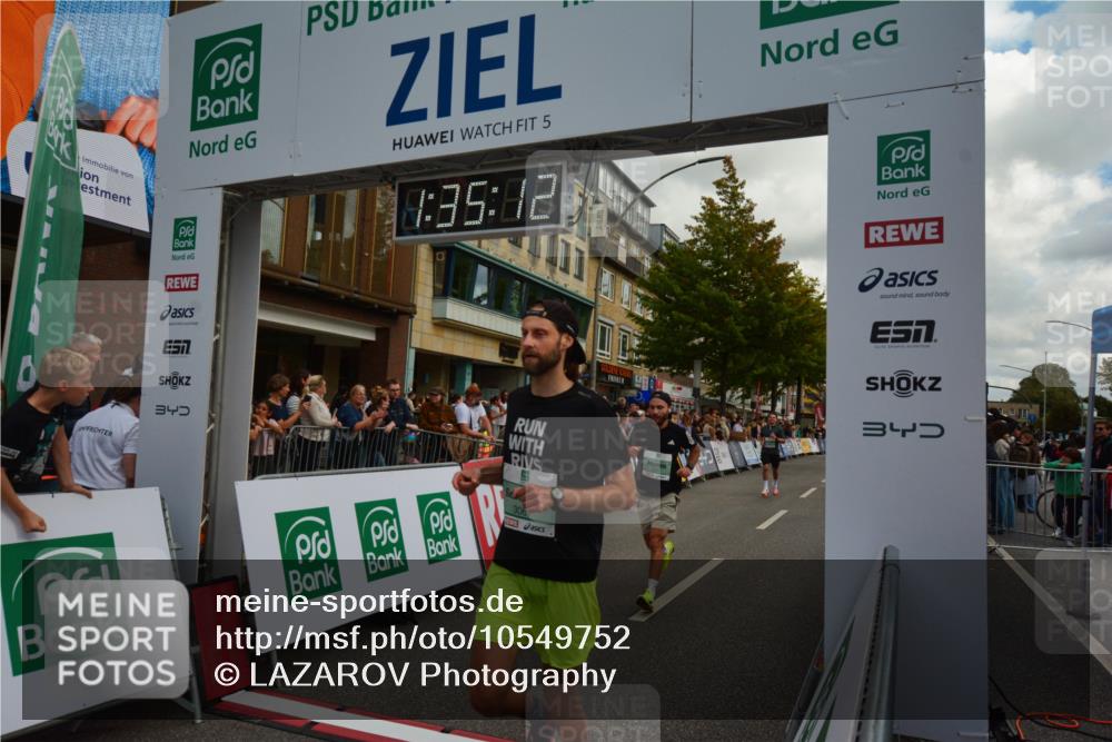 20.09.2026 - PSD Bank Halbmarathon LAZAROV Photography http://msf.ph/oto/10549752 20.09.2026 11:35:12 Ziel 1050, 1195, 1327, 1377, 1673, 1708, 3001, 3067 meine-sportfotos.de