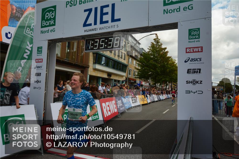 20.09.2026 - PSD Bank Halbmarathon LAZAROV Photography http://msf.ph/oto/10549781 20.09.2026 11:35:38 Ziel 1520, 1614, 2379, 4075, 4076, 4649 meine-sportfotos.de