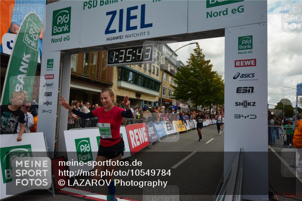 20.09.2026 - PSD Bank Halbmarathon LAZAROV Photography http://msf.ph/oto/10549784 20.09.2026 11:35:43 Ziel 1429, 1520, 1614, 1693, 1838, 2244, 2379, 3518, 4075, 4076, 4649, 4705 meine-sportfotos.de