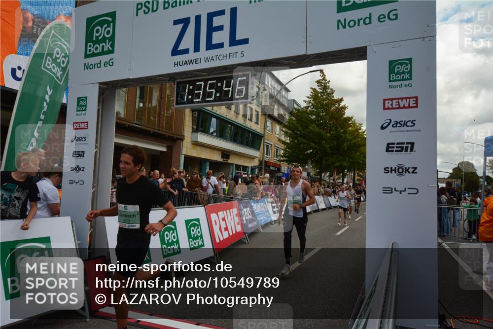 20.09.2026 - PSD Bank Halbmarathon LAZAROV Photography http://msf.ph/oto/10549789 20.09.2026 11:35:45 Ziel 1429, 1614, 1693, 1838, 2244, 2379, 3518, 4075, 4076, 4649, 4705 meine-sportfotos.de