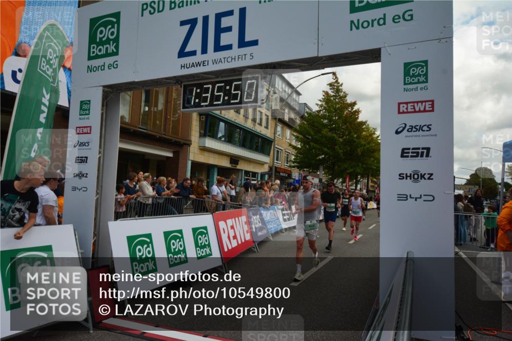 20.09.2026 - PSD Bank Halbmarathon LAZAROV Photography http://msf.ph/oto/10549800 20.09.2026 11:35:49 Ziel 1429, 1614, 1693, 1838, 2056, 2244, 2379, 3518, 4075, 4076, 4649, 4705 meine-sportfotos.de