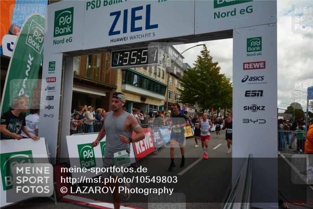 20.09.2026 - PSD Bank Halbmarathon LAZAROV Photography http://msf.ph/oto/10549803 20.09.2026 11:35:50 Ziel 1429, 1614, 1693, 1838, 2056, 2244, 2379, 3518, 4075, 4076, 4705 meine-sportfotos.de