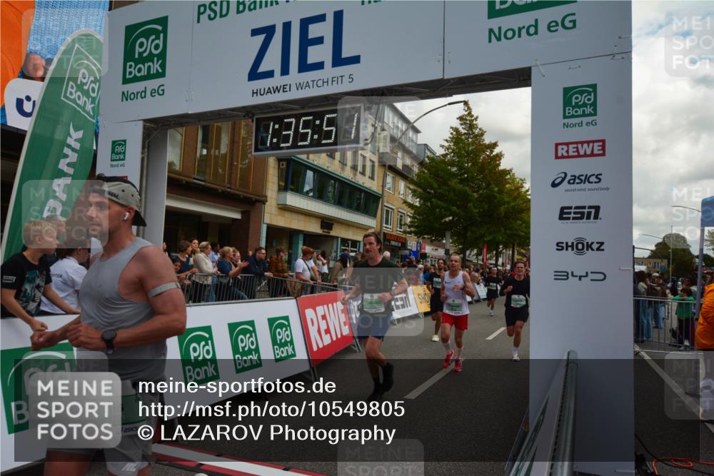 20.09.2026 - PSD Bank Halbmarathon LAZAROV Photography http://msf.ph/oto/10549805 20.09.2026 11:35:51 Ziel 1429, 1614, 1693, 1838, 2056, 2244, 2349, 2379, 3518, 4075, 4076, 4705 meine-sportfotos.de