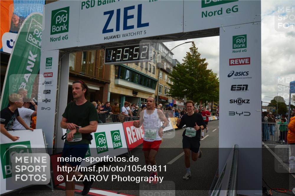 20.09.2026 - PSD Bank Halbmarathon LAZAROV Photography http://msf.ph/oto/10549811 20.09.2026 11:35:52 Ziel 1429, 1614, 1693, 1838, 2056, 2244, 2349, 2379, 3518, 4075, 4076, 4705 meine-sportfotos.de