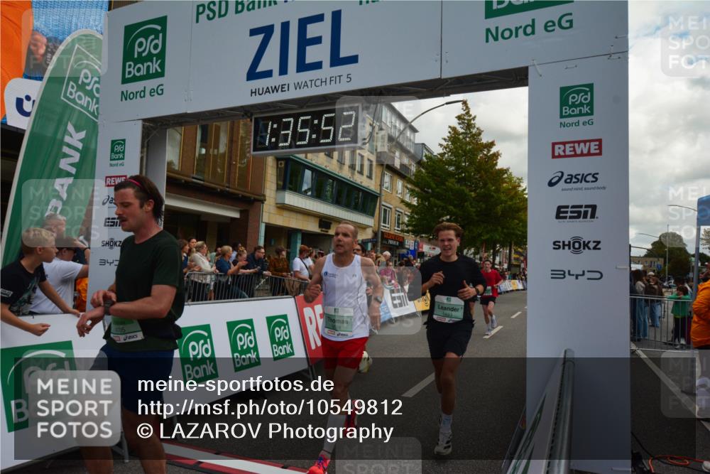 20.09.2026 - PSD Bank Halbmarathon LAZAROV Photography http://msf.ph/oto/10549812 20.09.2026 11:35:52 Ziel 1429, 1614, 1693, 1838, 2056, 2244, 2349, 2379, 3518, 4075, 4076, 4705 meine-sportfotos.de