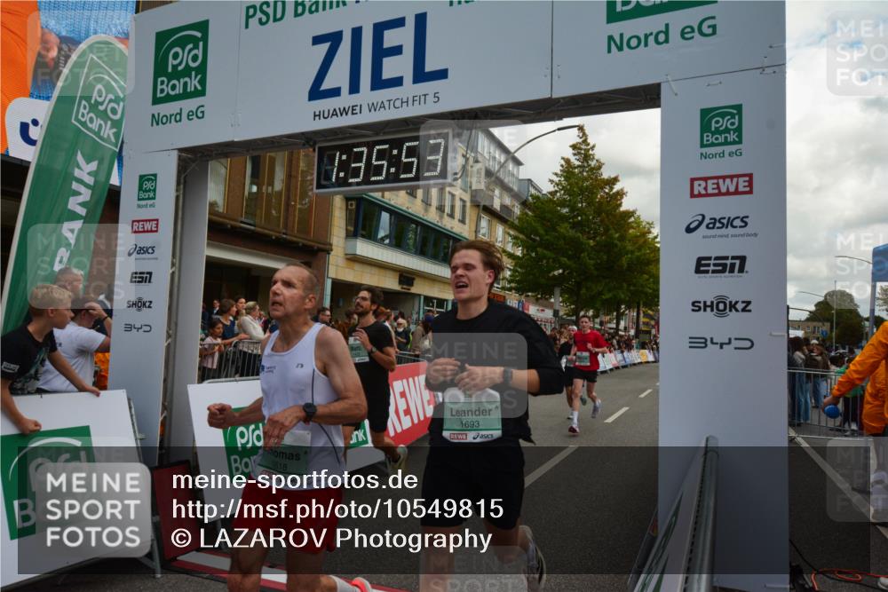 20.09.2026 - PSD Bank Halbmarathon LAZAROV Photography http://msf.ph/oto/10549815 20.09.2026 11:35:52 Ziel 1429, 1614, 1693, 1838, 2056, 2244, 2349, 2379, 3518, 4075, 4076, 4705 meine-sportfotos.de