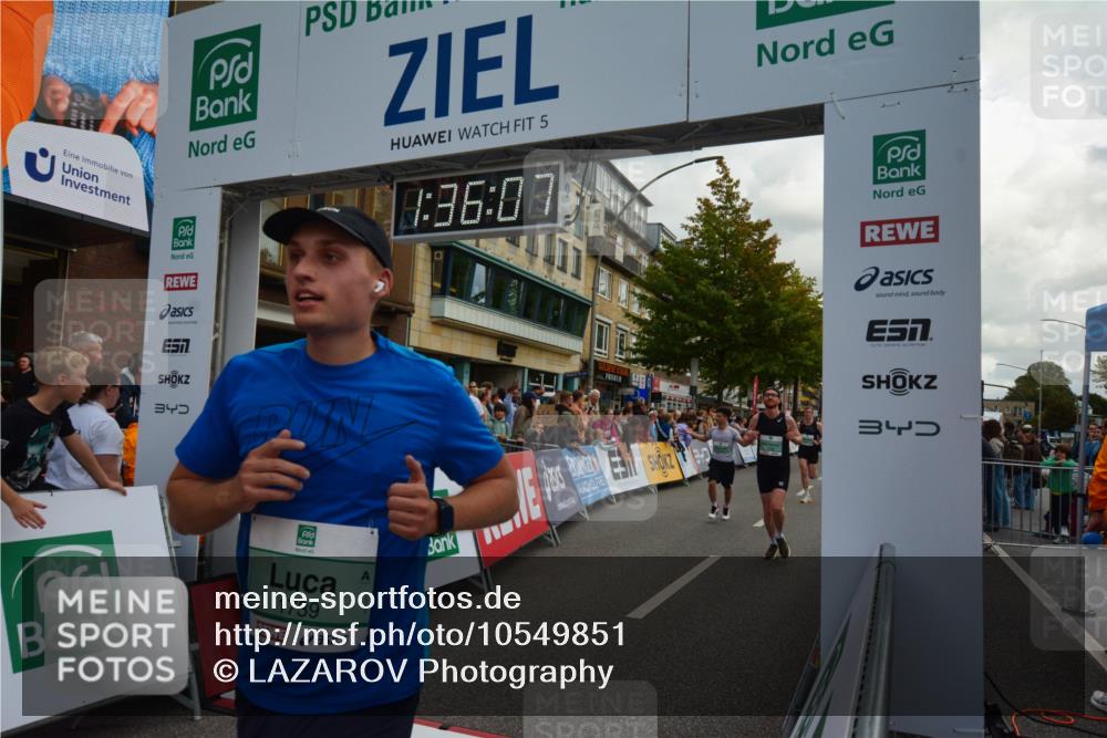20.09.2026 - PSD Bank Halbmarathon LAZAROV Photography http://msf.ph/oto/10549851 20.09.2026 11:36:06 Ziel 1105, 1739, 1781, 2056, 2109, 2306, 2349, 2848, 3176, 4500 meine-sportfotos.de