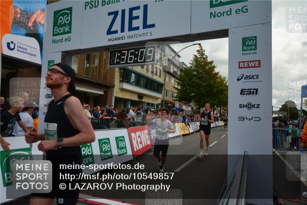 20.09.2026 - PSD Bank Halbmarathon LAZAROV Photography http://msf.ph/oto/10549857 20.09.2026 11:36:08 Ziel 1105, 1739, 1781, 2109, 2306, 2349, 2848, 3176, 4500 meine-sportfotos.de