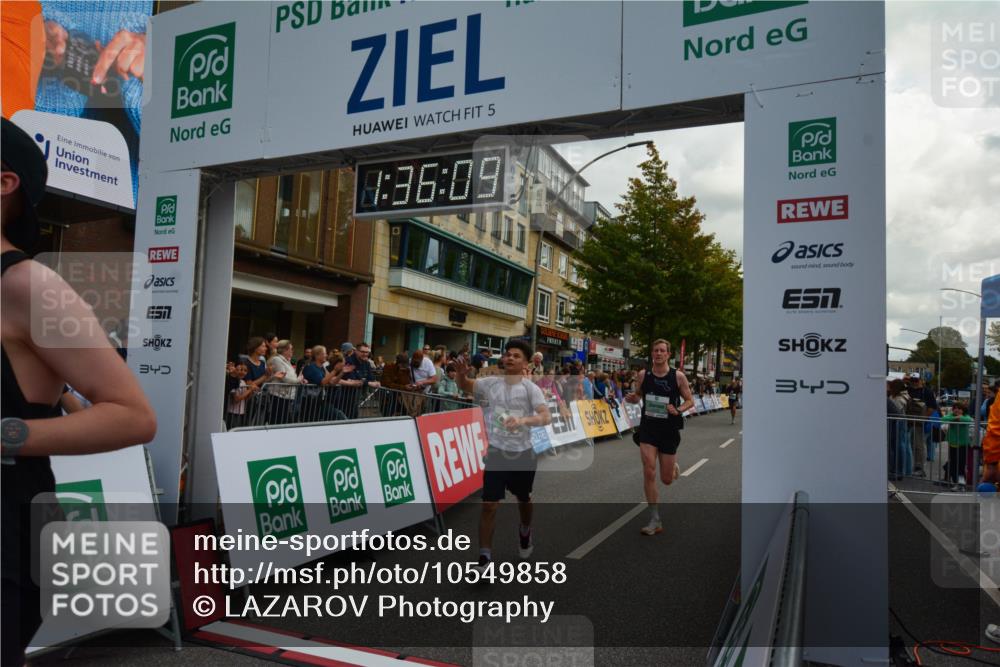 20.09.2026 - PSD Bank Halbmarathon LAZAROV Photography http://msf.ph/oto/10549858 20.09.2026 11:36:08 Ziel 1105, 1739, 1781, 2109, 2306, 2349, 2848, 3176, 4500 meine-sportfotos.de