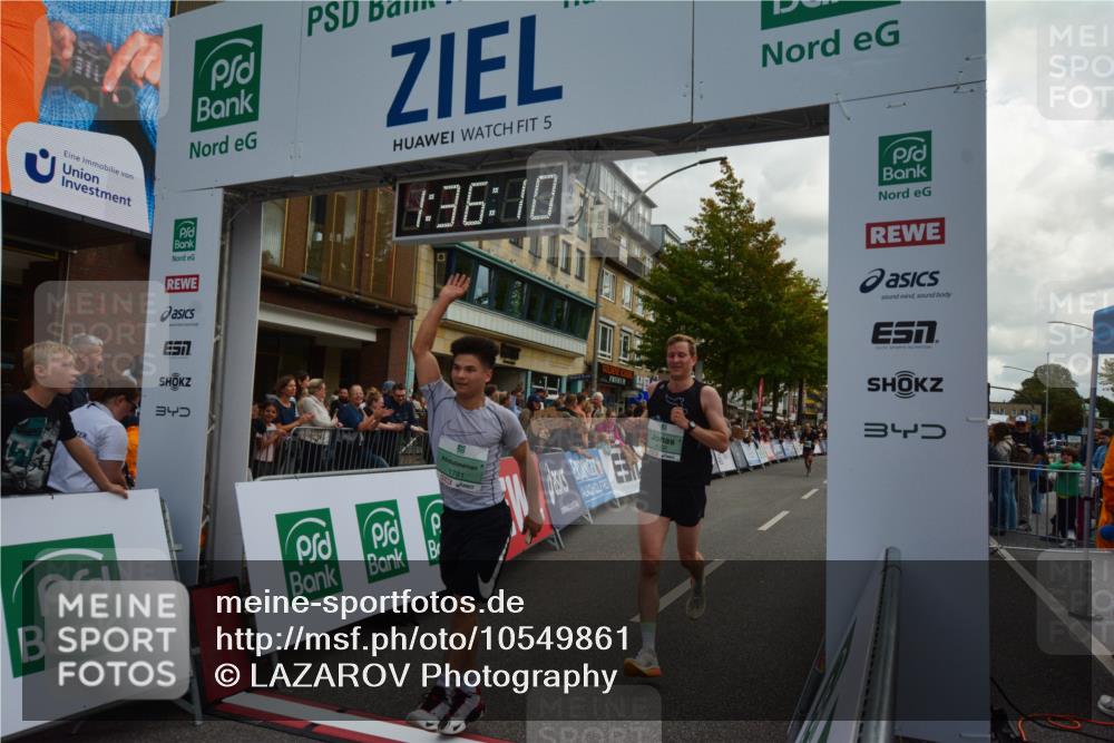 20.09.2026 - PSD Bank Halbmarathon LAZAROV Photography http://msf.ph/oto/10549861 20.09.2026 11:36:09 Ziel 1105, 1193, 1739, 1781, 2109, 2306, 2349, 2848, 3176, 4500 meine-sportfotos.de
