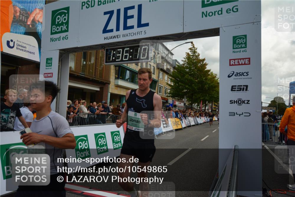 20.09.2026 - PSD Bank Halbmarathon LAZAROV Photography http://msf.ph/oto/10549865 20.09.2026 11:36:10 Ziel 1105, 1193, 1739, 1781, 2109, 2306, 2848, 3176, 4500 meine-sportfotos.de
