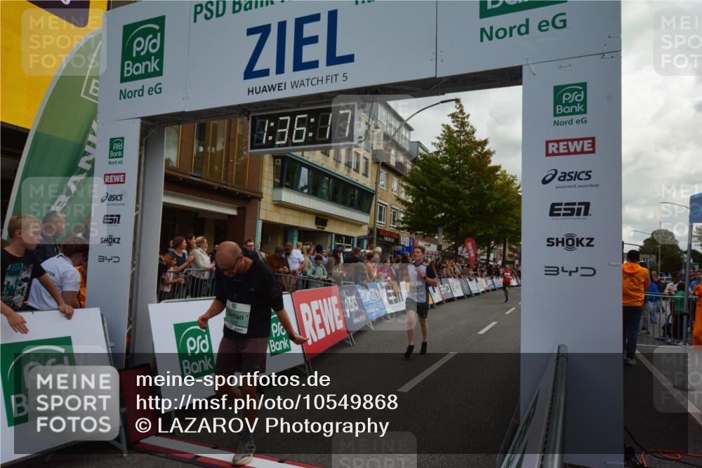 20.09.2026 - PSD Bank Halbmarathon LAZAROV Photography http://msf.ph/oto/10549868 20.09.2026 11:36:16 Ziel 1193, 2109, 2306, 3999, 4500 meine-sportfotos.de
