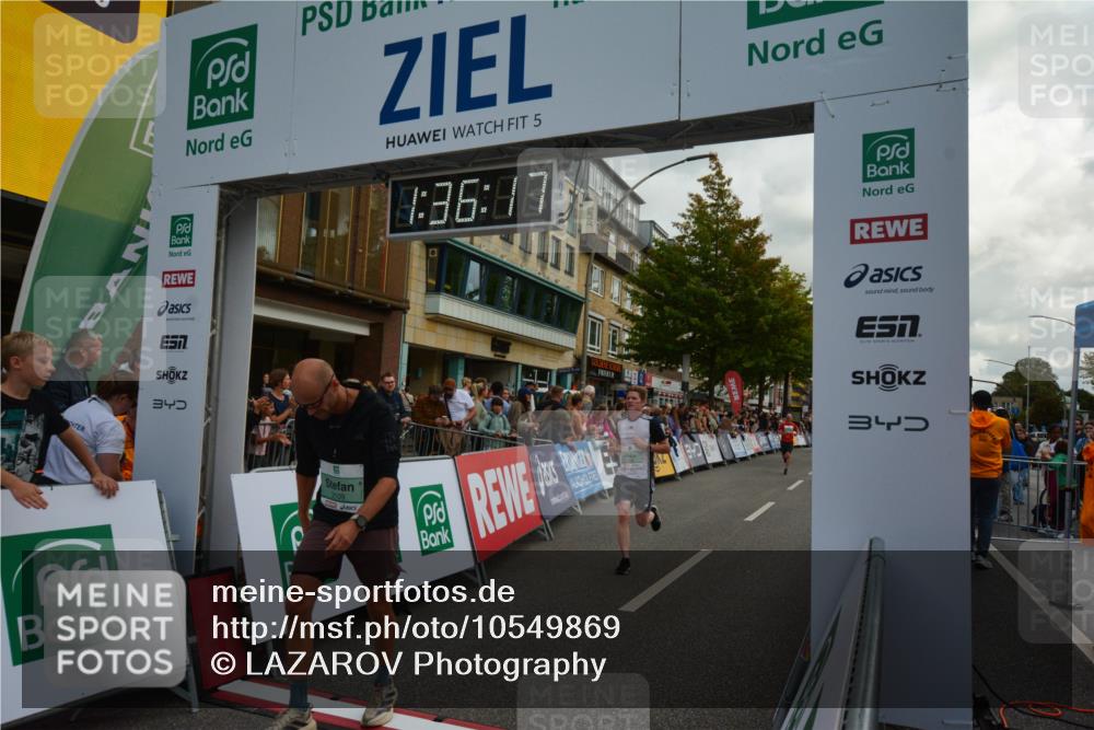 20.09.2026 - PSD Bank Halbmarathon LAZAROV Photography http://msf.ph/oto/10549869 20.09.2026 11:36:16 Ziel 1193, 2109, 2306, 3999, 4500 meine-sportfotos.de