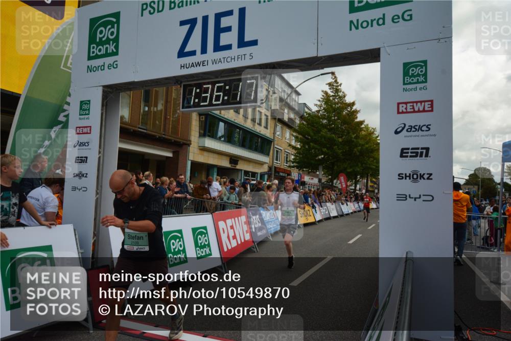 20.09.2026 - PSD Bank Halbmarathon LAZAROV Photography http://msf.ph/oto/10549870 20.09.2026 11:36:17 Ziel 1193, 2109, 2306, 3999 meine-sportfotos.de