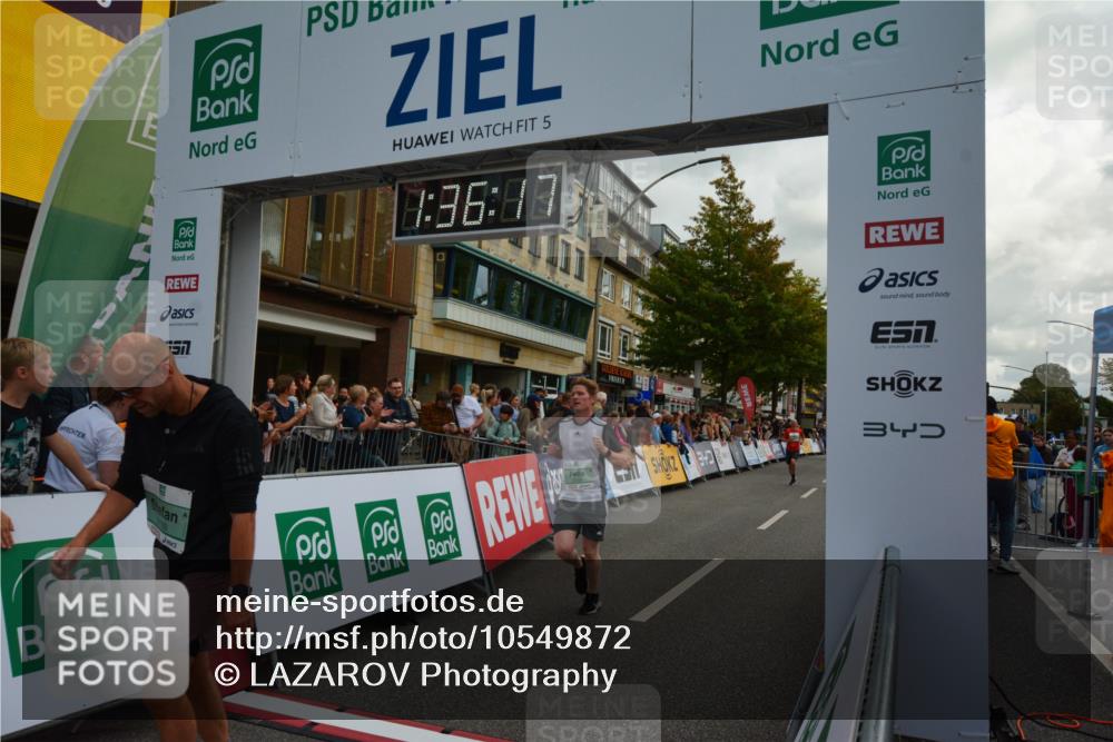20.09.2026 - PSD Bank Halbmarathon LAZAROV Photography http://msf.ph/oto/10549872 20.09.2026 11:36:17 Ziel 1193, 2109, 2306, 3999 meine-sportfotos.de