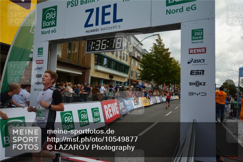 20.09.2026 - PSD Bank Halbmarathon LAZAROV Photography http://msf.ph/oto/10549877 20.09.2026 11:36:18 Ziel 1193, 2109, 2306, 3999, 4052 meine-sportfotos.de
