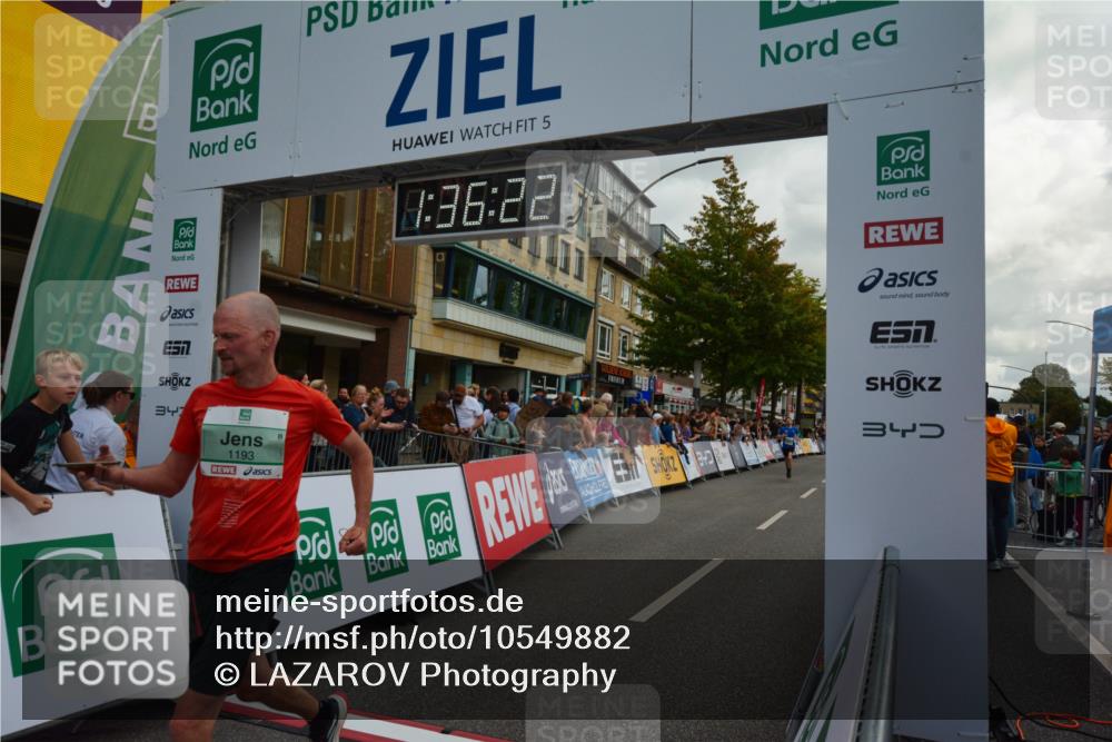 20.09.2026 - PSD Bank Halbmarathon LAZAROV Photography http://msf.ph/oto/10549882 20.09.2026 11:36:22 Ziel 1193, 2109, 2165, 2306, 3999, 4052 meine-sportfotos.de