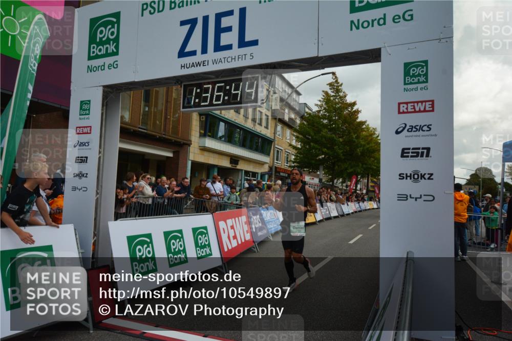 20.09.2026 - PSD Bank Halbmarathon LAZAROV Photography http://msf.ph/oto/10549897 20.09.2026 11:36:43 Ziel 1319, 1670, 2157, 2487, 2722, 4143, 4503 meine-sportfotos.de
