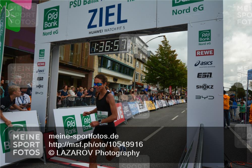 20.09.2026 - PSD Bank Halbmarathon LAZAROV Photography http://msf.ph/oto/10549916 20.09.2026 11:36:56 Ziel 1319, 1670, 2925, 3299, 4142, 4260, 4651, 4779 meine-sportfotos.de