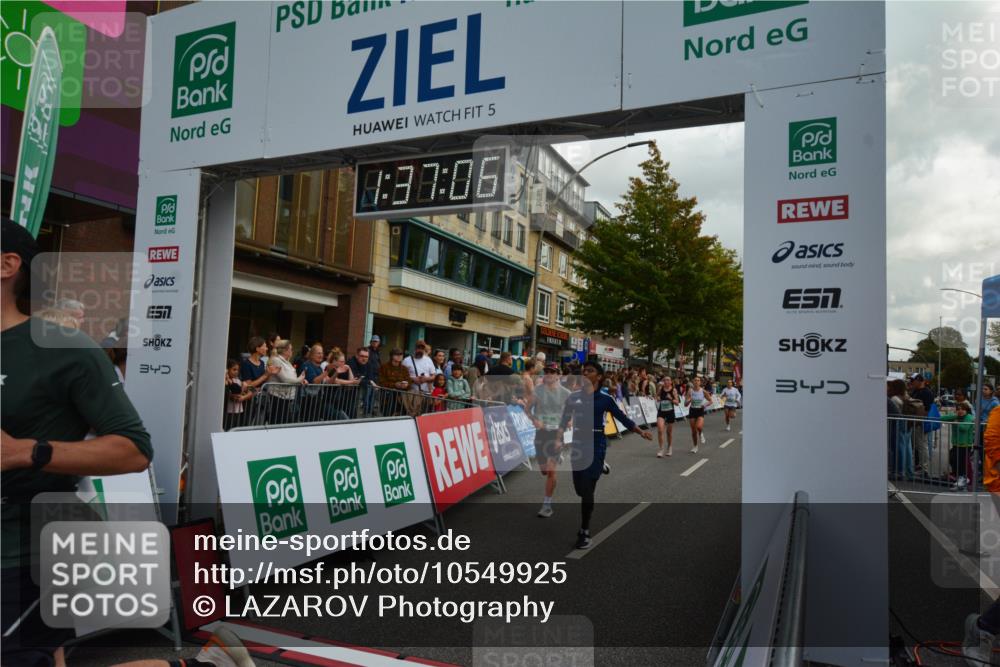 20.09.2026 - PSD Bank Halbmarathon LAZAROV Photography http://msf.ph/oto/10549925 20.09.2026 11:37:06 Ziel 1812, 2102, 2925, 3299, 3359, 4260, 4779, 4796 meine-sportfotos.de