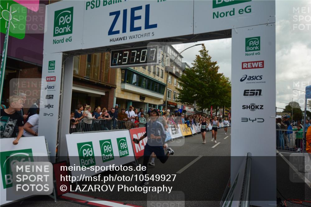 20.09.2026 - PSD Bank Halbmarathon LAZAROV Photography http://msf.ph/oto/10549927 20.09.2026 11:37:06 Ziel 1812, 2102, 2925, 3299, 3359, 4260, 4779, 4796 meine-sportfotos.de
