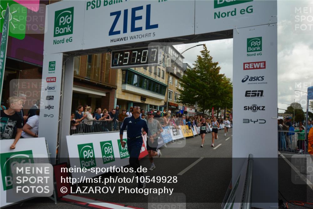20.09.2026 - PSD Bank Halbmarathon LAZAROV Photography http://msf.ph/oto/10549928 20.09.2026 11:37:06 Ziel 1812, 2102, 2925, 3299, 3359, 4260, 4779, 4796 meine-sportfotos.de