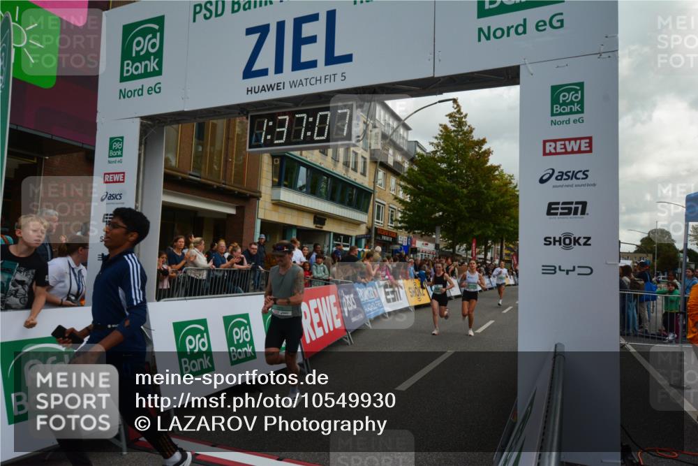 20.09.2026 - PSD Bank Halbmarathon LAZAROV Photography http://msf.ph/oto/10549930 20.09.2026 11:37:07 Ziel 1812, 2102, 2925, 3299, 3359, 4260, 4779, 4796 meine-sportfotos.de