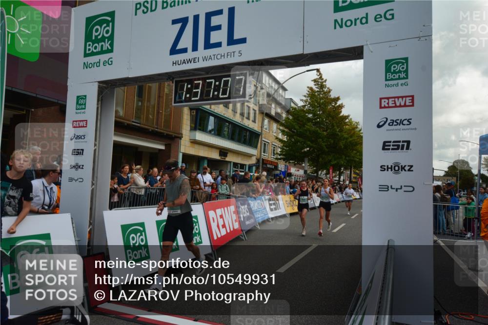 20.09.2026 - PSD Bank Halbmarathon LAZAROV Photography http://msf.ph/oto/10549931 20.09.2026 11:37:07 Ziel 1812, 2102, 2925, 3299, 3359, 4260, 4779, 4796 meine-sportfotos.de