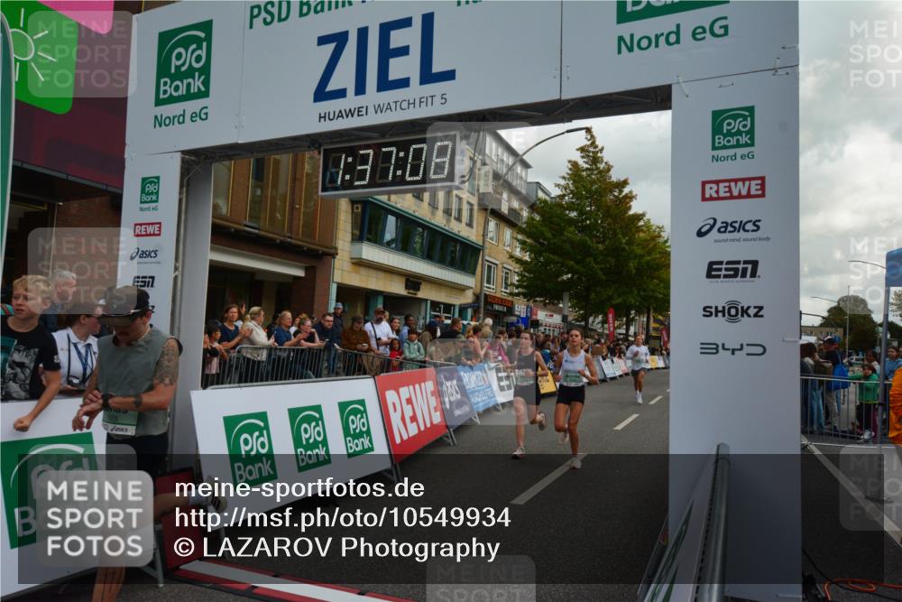 20.09.2026 - PSD Bank Halbmarathon LAZAROV Photography http://msf.ph/oto/10549934 20.09.2026 11:37:07 Ziel 1812, 2102, 2925, 3299, 3359, 4260, 4779, 4796 meine-sportfotos.de