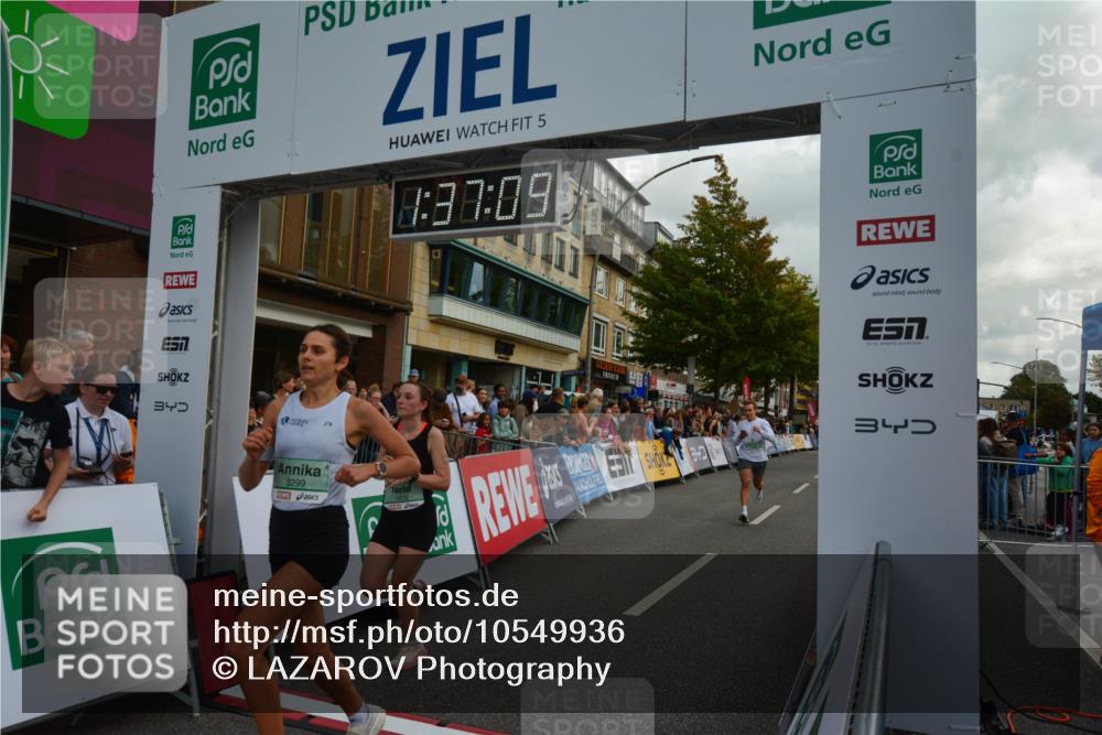 20.09.2026 - PSD Bank Halbmarathon LAZAROV Photography http://msf.ph/oto/10549936 20.09.2026 11:37:08 Ziel 1812, 2102, 2925, 3299, 3359, 4260, 4779, 4796 meine-sportfotos.de
