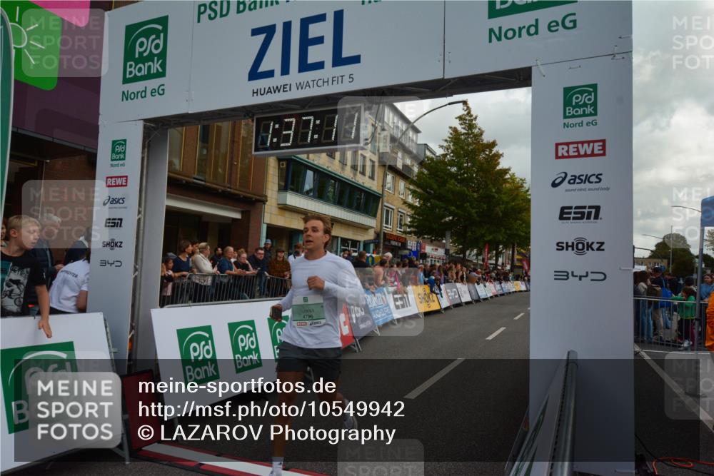 20.09.2026 - PSD Bank Halbmarathon LAZAROV Photography http://msf.ph/oto/10549942 20.09.2026 11:37:11 Ziel 1812, 2102, 2925, 3295, 3299, 3359, 4260, 4779, 4796 meine-sportfotos.de