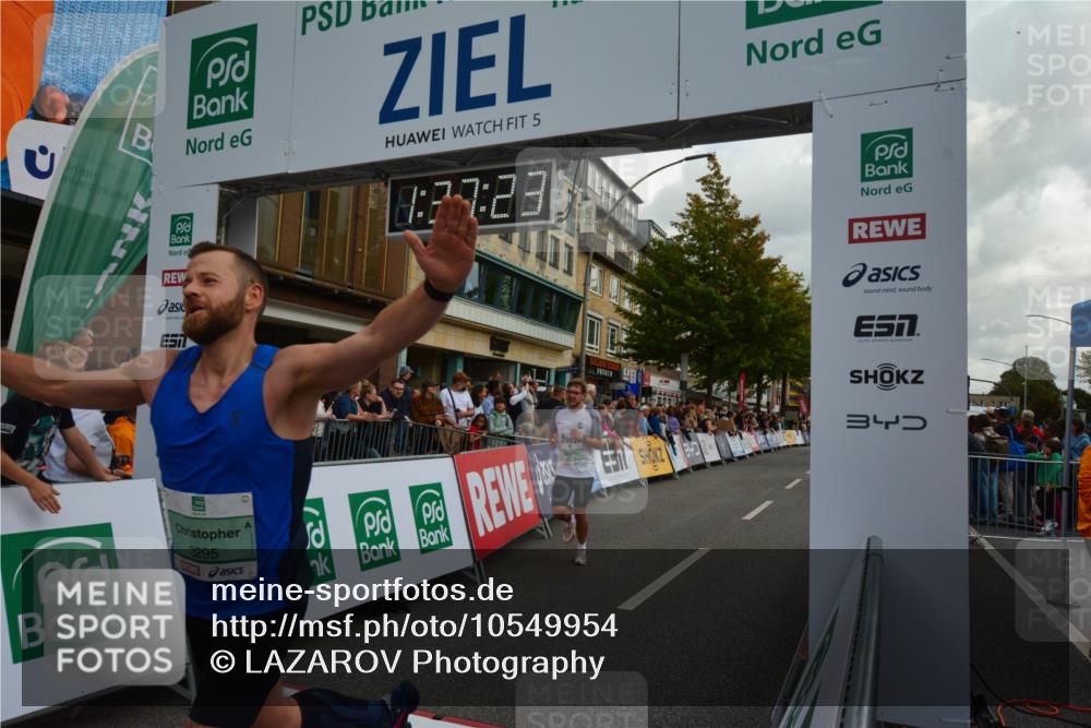 20.09.2026 - PSD Bank Halbmarathon LAZAROV Photography http://msf.ph/oto/10549954 20.09.2026 11:37:23 Ziel 1676, 2102, 3295, 3312, 3359, 3629, 4132, 4571 meine-sportfotos.de