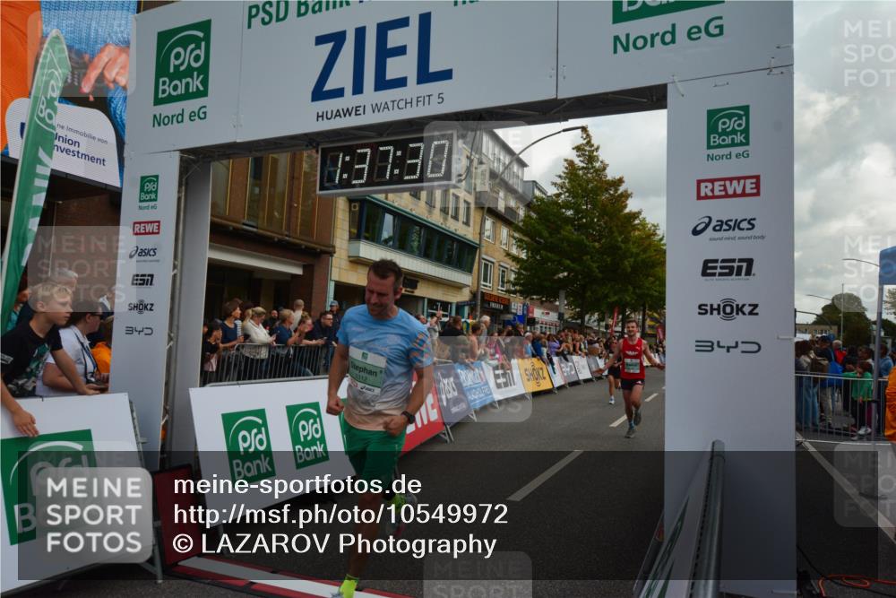 20.09.2026 - PSD Bank Halbmarathon LAZAROV Photography http://msf.ph/oto/10549972 20.09.2026 11:37:29 Ziel 1291, 1353, 1676, 1944, 2500, 2735, 3312, 3629, 4132, 4571 meine-sportfotos.de