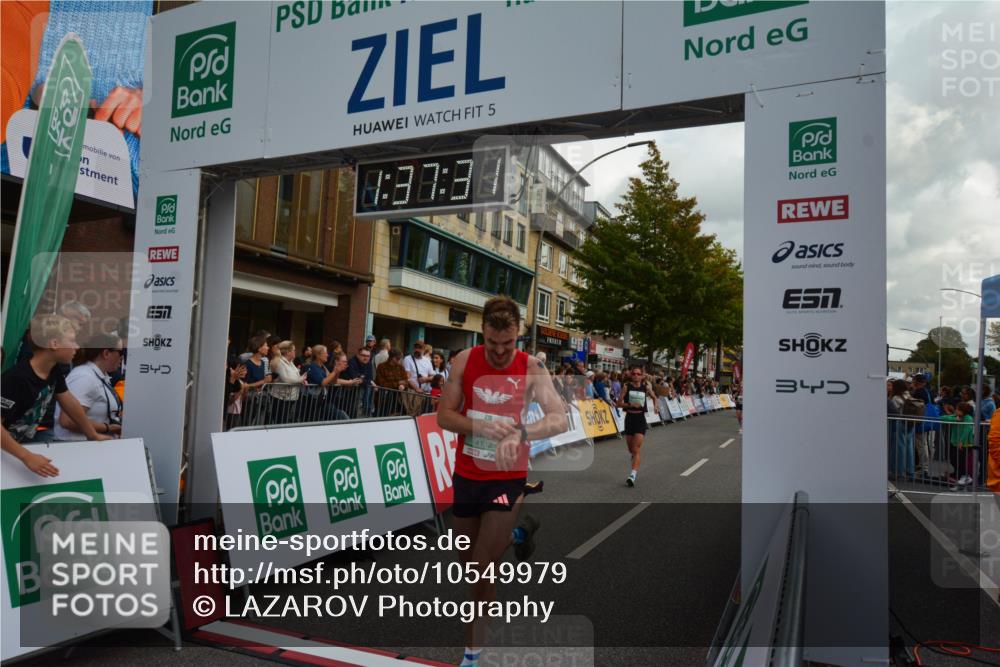 20.09.2026 - PSD Bank Halbmarathon LAZAROV Photography http://msf.ph/oto/10549979 20.09.2026 11:37:31 Ziel 1291, 1353, 1676, 1944, 2500, 2735, 3312, 3629, 4127, 4132 meine-sportfotos.de