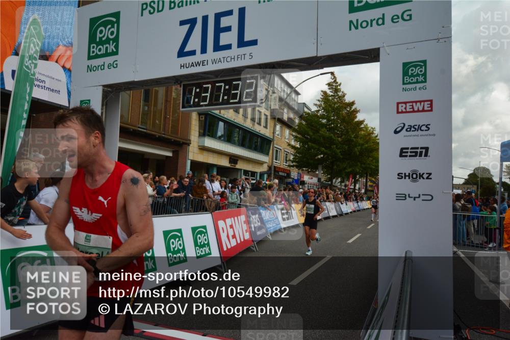 20.09.2026 - PSD Bank Halbmarathon LAZAROV Photography http://msf.ph/oto/10549982 20.09.2026 11:37:31 Ziel 1291, 1353, 1676, 1944, 2500, 2735, 3312, 3629, 4127, 4132 meine-sportfotos.de