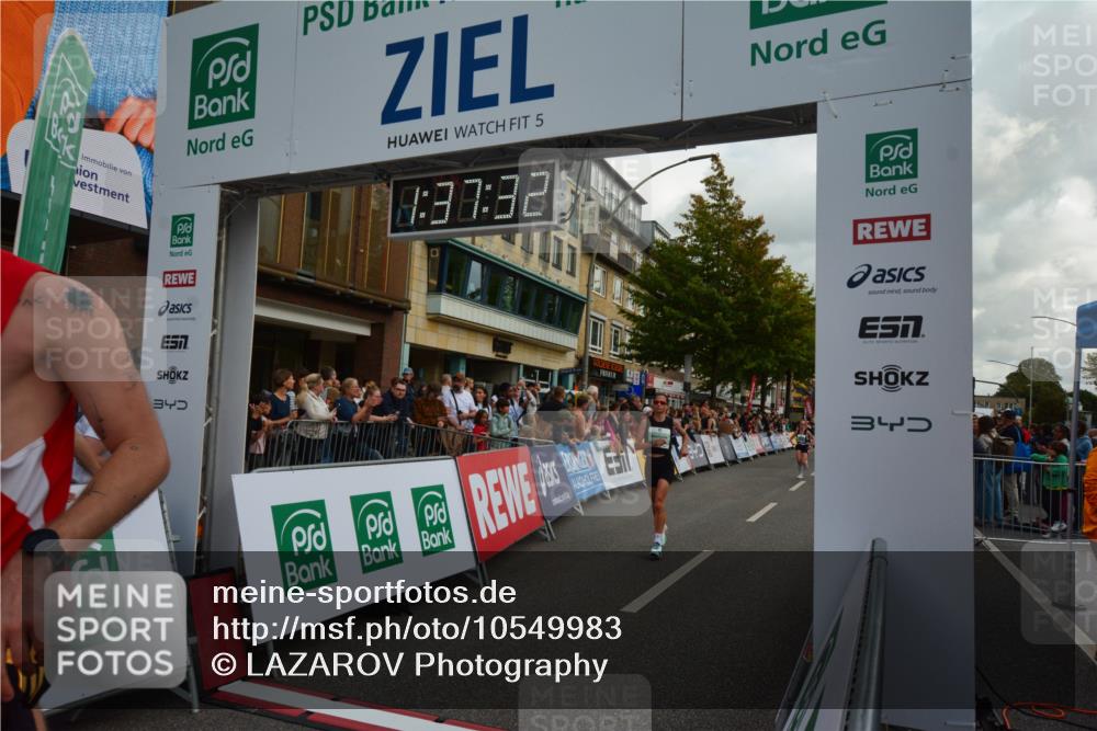 20.09.2026 - PSD Bank Halbmarathon LAZAROV Photography http://msf.ph/oto/10549983 20.09.2026 11:37:31 Ziel 1291, 1353, 1676, 1944, 2500, 2735, 3312, 3629, 4127, 4132 meine-sportfotos.de
