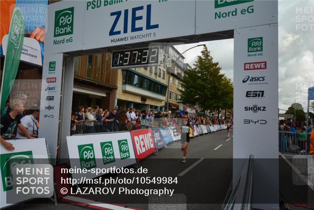 20.09.2026 - PSD Bank Halbmarathon LAZAROV Photography http://msf.ph/oto/10549984 20.09.2026 11:37:32 Ziel 1291, 1353, 1676, 1944, 2500, 2735, 3312, 3629, 4127, 4132 meine-sportfotos.de