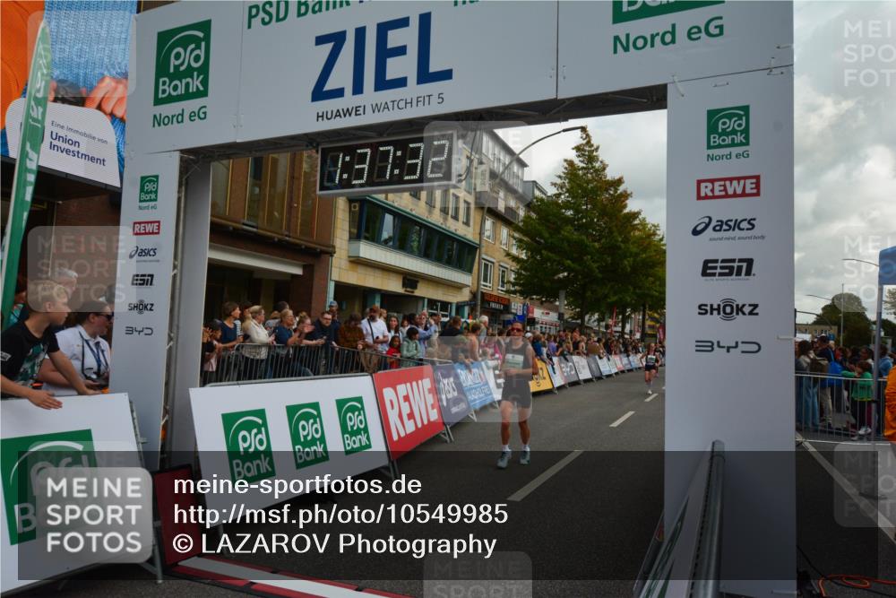 20.09.2026 - PSD Bank Halbmarathon LAZAROV Photography http://msf.ph/oto/10549985 20.09.2026 11:37:32 Ziel 1291, 1353, 1676, 1944, 2500, 2735, 3312, 3629, 4127, 4132 meine-sportfotos.de