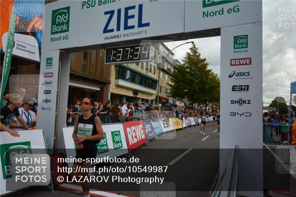 20.09.2026 - PSD Bank Halbmarathon LAZAROV Photography http://msf.ph/oto/10549987 20.09.2026 11:37:33 Ziel 1291, 1353, 1944, 2500, 2735, 3312, 3629, 4127, 4132 meine-sportfotos.de