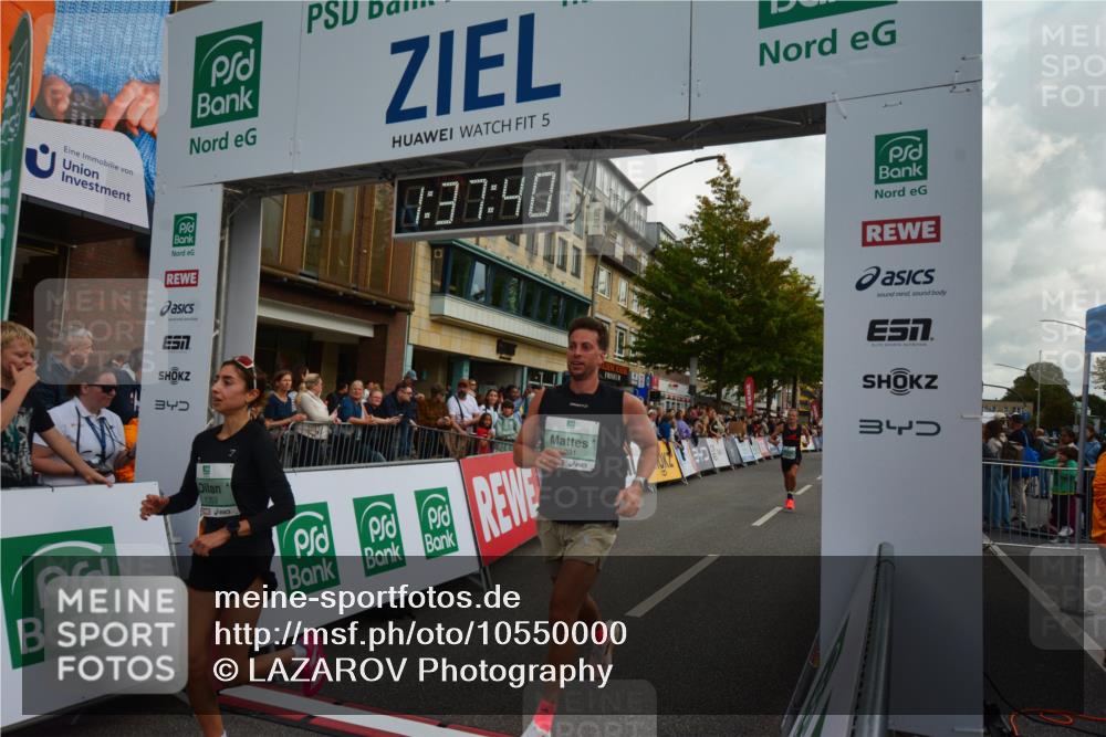 20.09.2026 - PSD Bank Halbmarathon LAZAROV Photography http://msf.ph/oto/10550000 20.09.2026 11:37:40 Ziel 1291, 1353, 1944, 2500, 2735, 3296, 4127, 4371, 4766 meine-sportfotos.de
