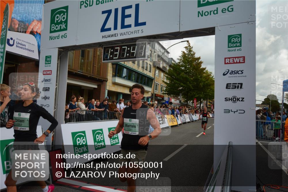 20.09.2026 - PSD Bank Halbmarathon LAZAROV Photography http://msf.ph/oto/10550001 20.09.2026 11:37:40 Ziel 1291, 1353, 1944, 2500, 2735, 3296, 4127, 4371, 4766 meine-sportfotos.de