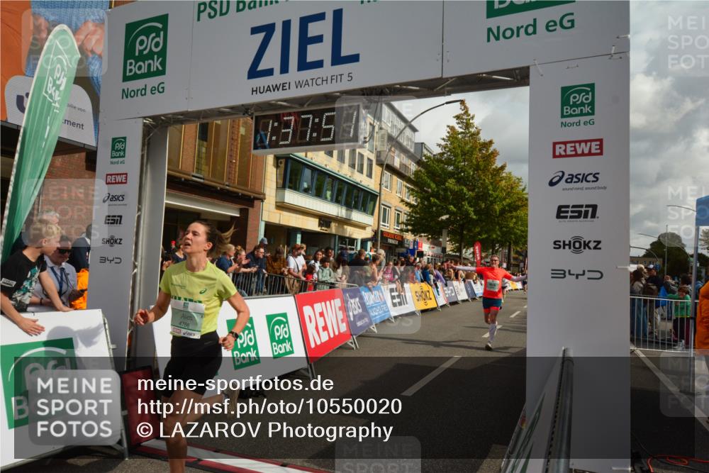 20.09.2026 - PSD Bank Halbmarathon LAZAROV Photography http://msf.ph/oto/10550020 20.09.2026 11:37:51 Ziel 1219, 2161, 3100, 3296, 4163, 4197, 4371, 4415, 4437, 4766 meine-sportfotos.de