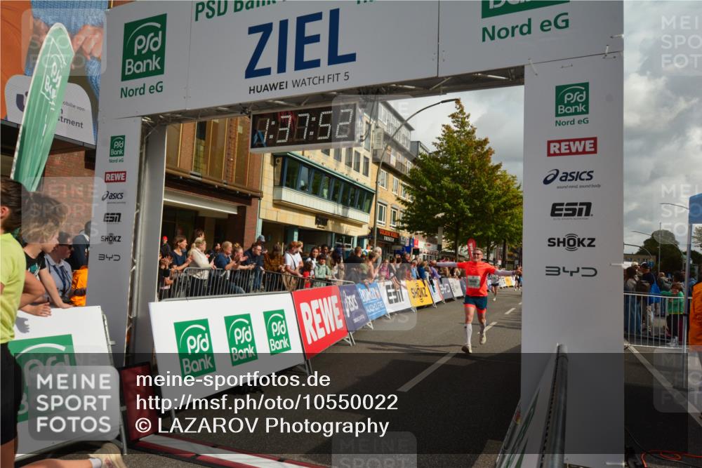 20.09.2026 - PSD Bank Halbmarathon LAZAROV Photography http://msf.ph/oto/10550022 20.09.2026 11:37:51 Ziel 1219, 2161, 3100, 3296, 4163, 4197, 4371, 4415, 4437, 4766 meine-sportfotos.de