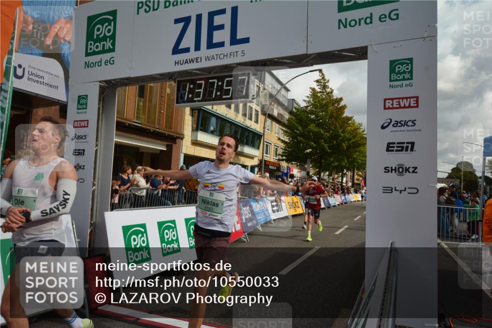 20.09.2026 - PSD Bank Halbmarathon LAZAROV Photography http://msf.ph/oto/10550033 20.09.2026 11:37:57 Ziel 1062, 1187, 1219, 2161, 3100, 3164, 4163, 4197, 4415, 4437, 4766 meine-sportfotos.de