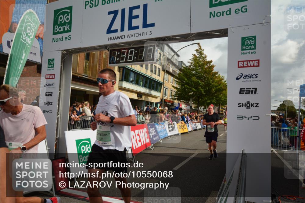 20.09.2026 - PSD Bank Halbmarathon LAZAROV Photography http://msf.ph/oto/10550068 20.09.2026 11:38:17 Ziel 1036, 2668, 2673, 2691, 3095, 3464, 3631, 3990, 4147, 4344, 4767 meine-sportfotos.de