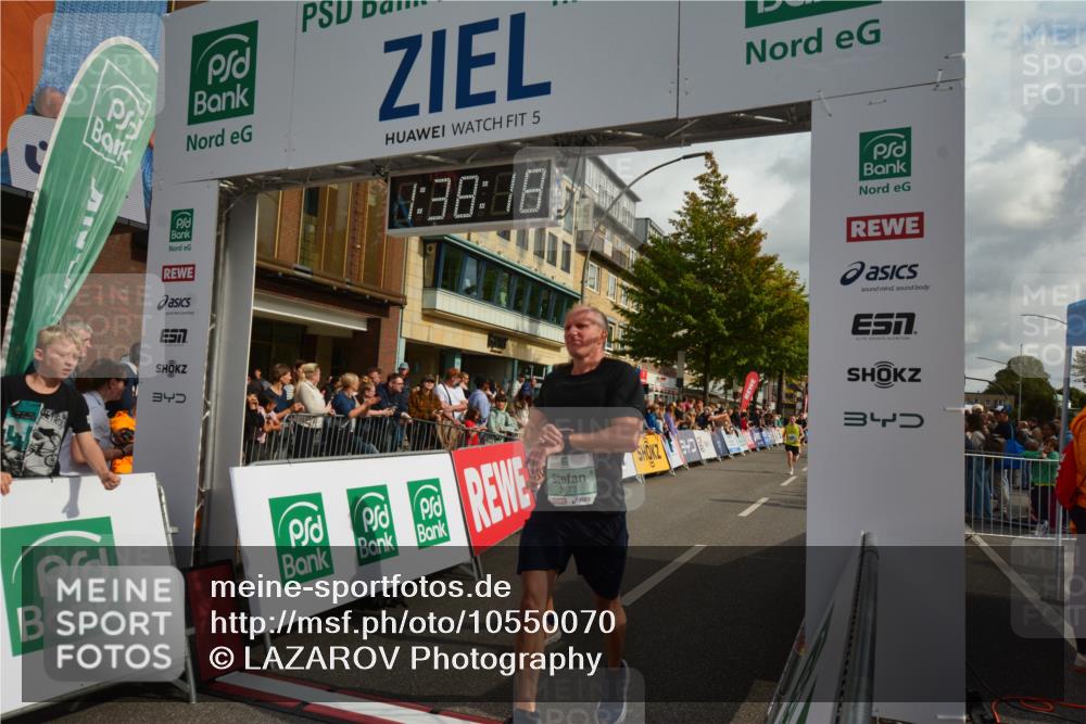 20.09.2026 - PSD Bank Halbmarathon LAZAROV Photography http://msf.ph/oto/10550070 20.09.2026 11:38:18 Ziel 1036, 2668, 2673, 2691, 3095, 3464, 3631, 3990, 4147, 4344, 4767 meine-sportfotos.de