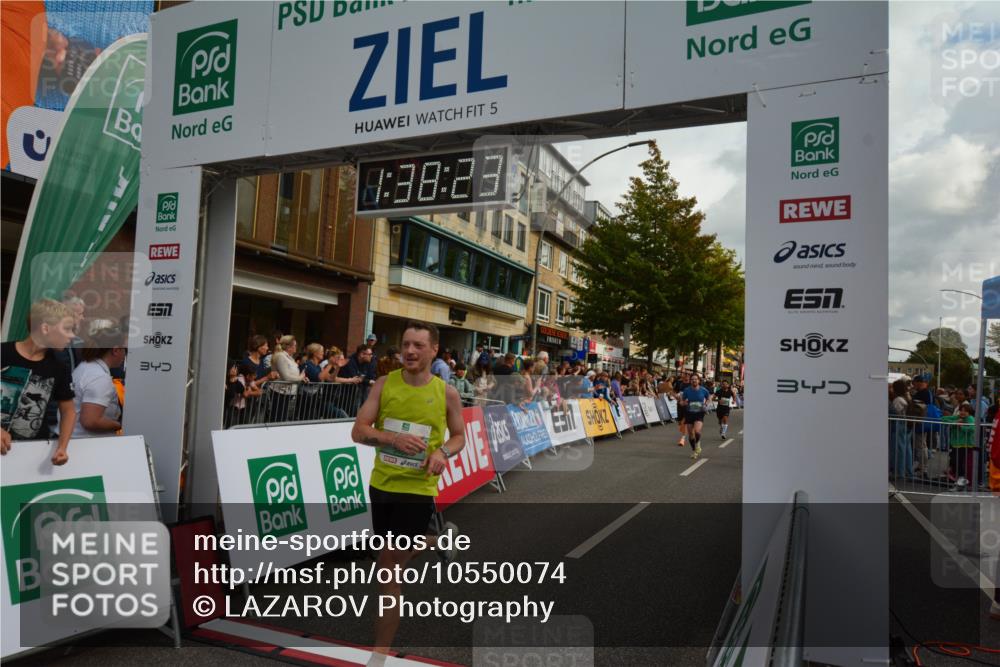 20.09.2026 - PSD Bank Halbmarathon LAZAROV Photography http://msf.ph/oto/10550074 20.09.2026 11:38:22 Ziel 1036, 1915, 2668, 2673, 2691, 3464, 3631, 3990, 4147, 4344, 4767 meine-sportfotos.de