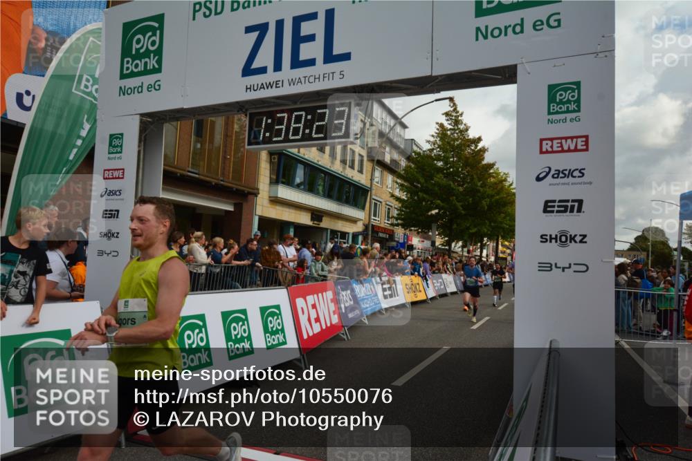 20.09.2026 - PSD Bank Halbmarathon LAZAROV Photography http://msf.ph/oto/10550076 20.09.2026 11:38:22 Ziel 1036, 1915, 2668, 2673, 2691, 3464, 3631, 3990, 4147, 4344, 4767 meine-sportfotos.de